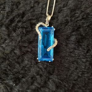 Blue Topaz & Diamonds necklace